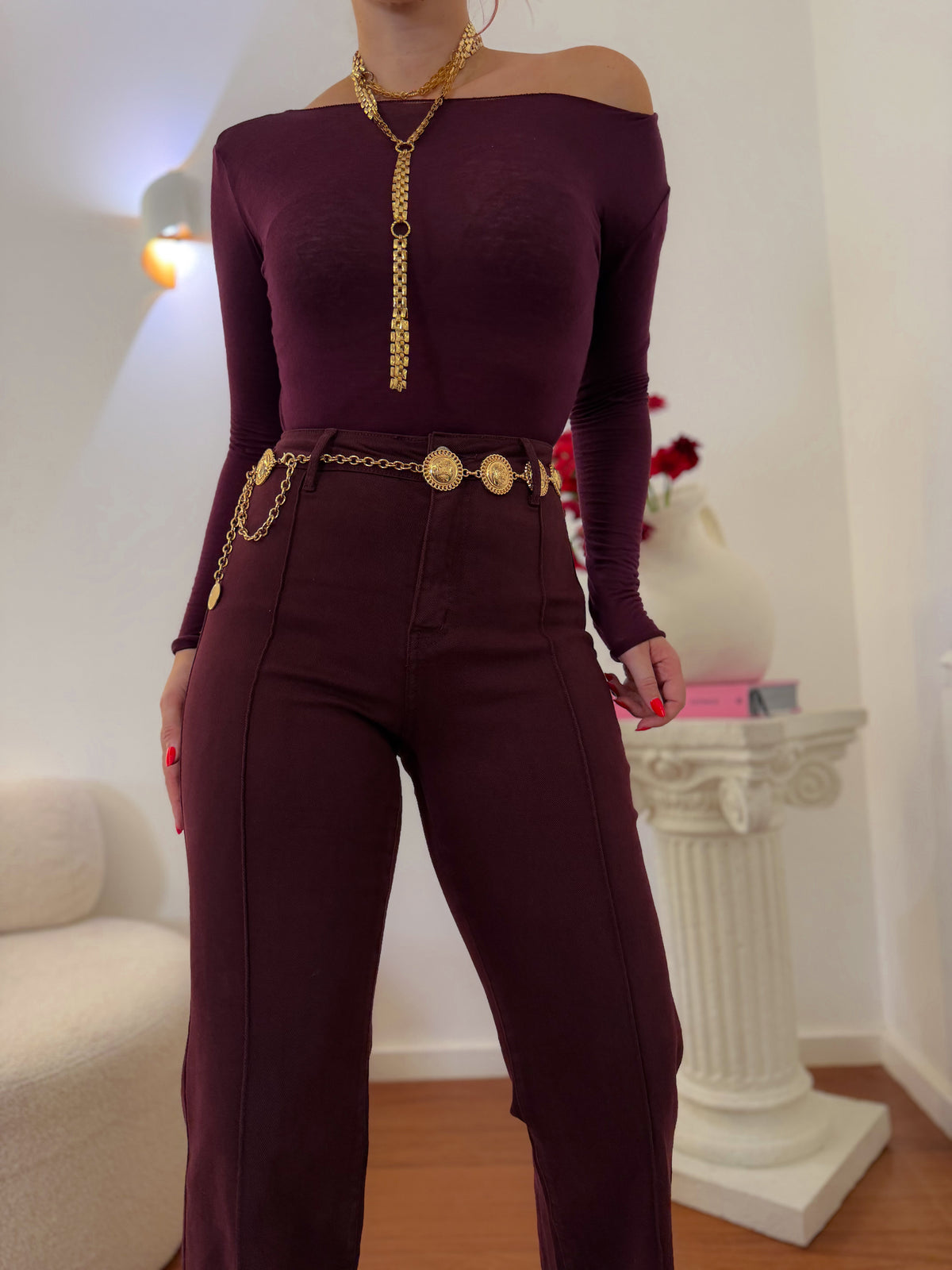 Jeans com cinta de compressão