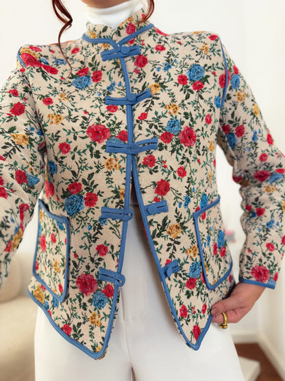 Casaco jacquard de Inspiração Oriental com Ombreiras