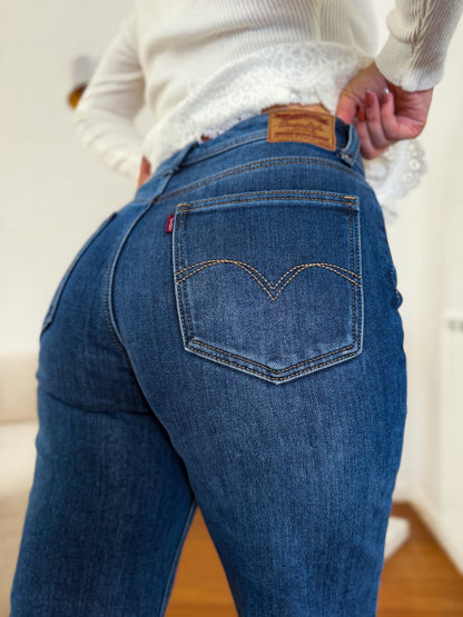 Calças push up wideleg cardadas