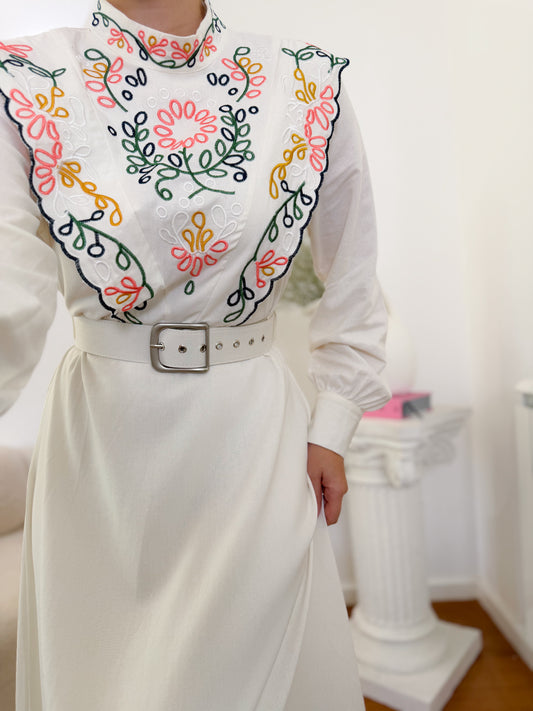 Vestido Alberca bordado