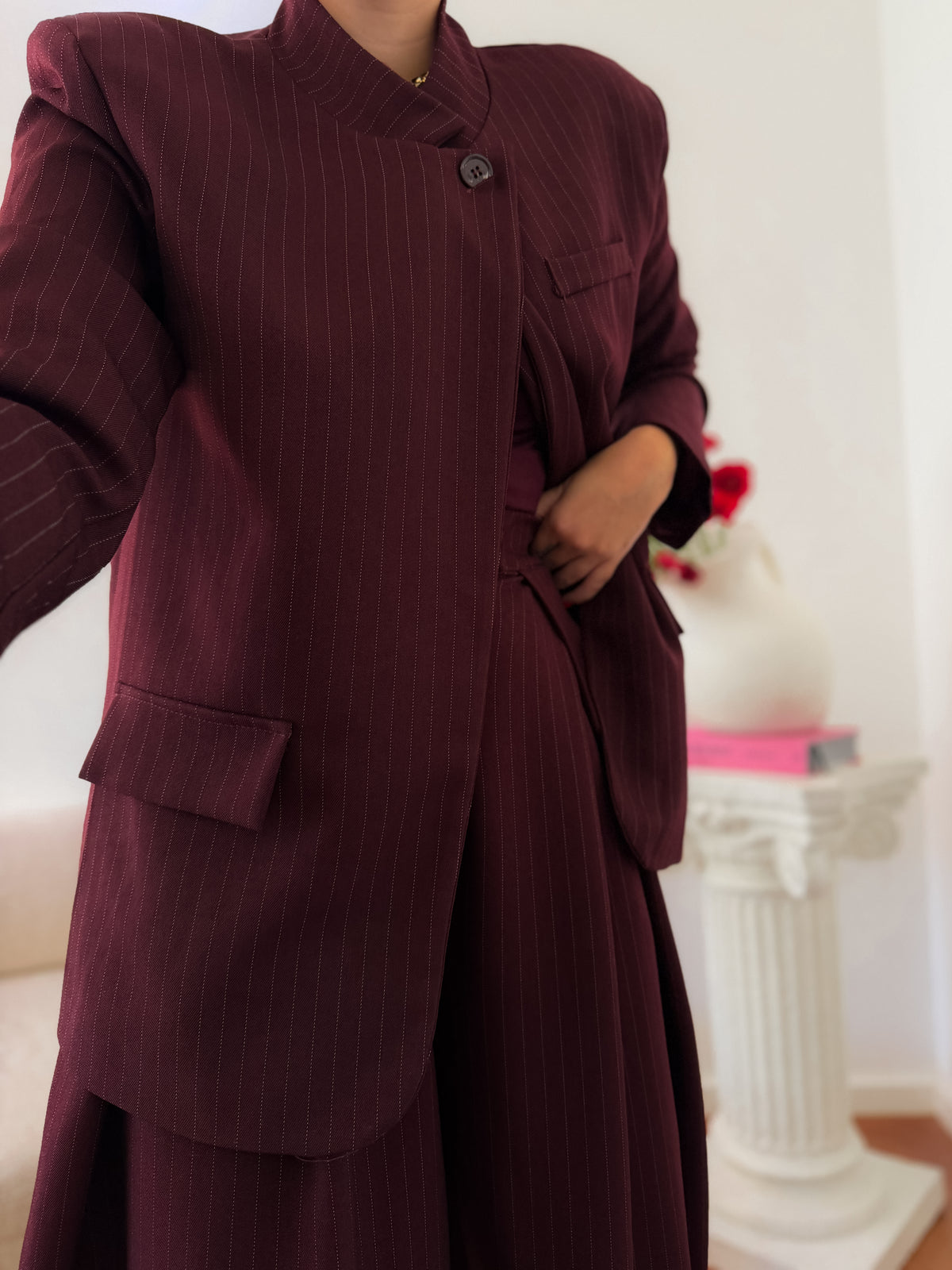 Blazer risca diplomática de trespasse