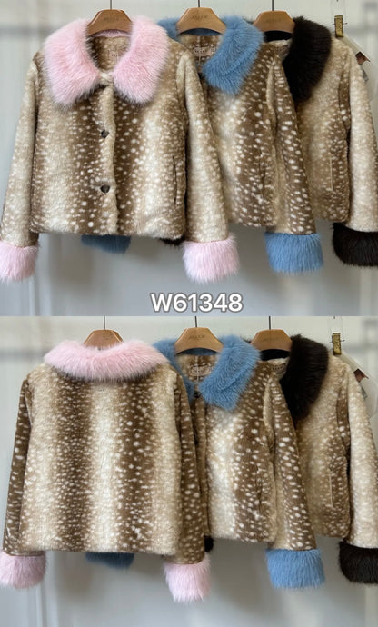 Cappotto con stampa Bambi, collo e polsini a contrasto