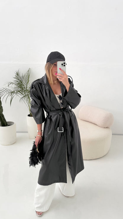 Trench coat comprido efeito pele com cinto