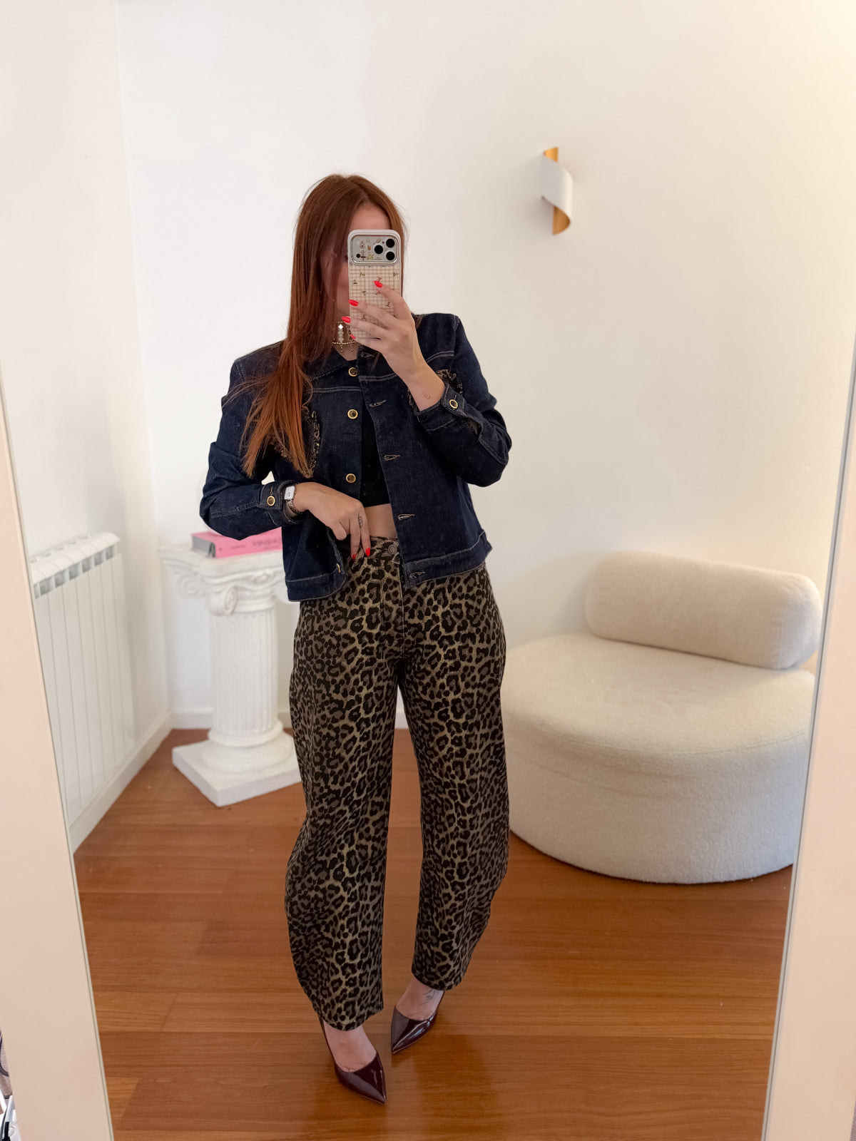 Calças balloon com padrão leopardo e elastano