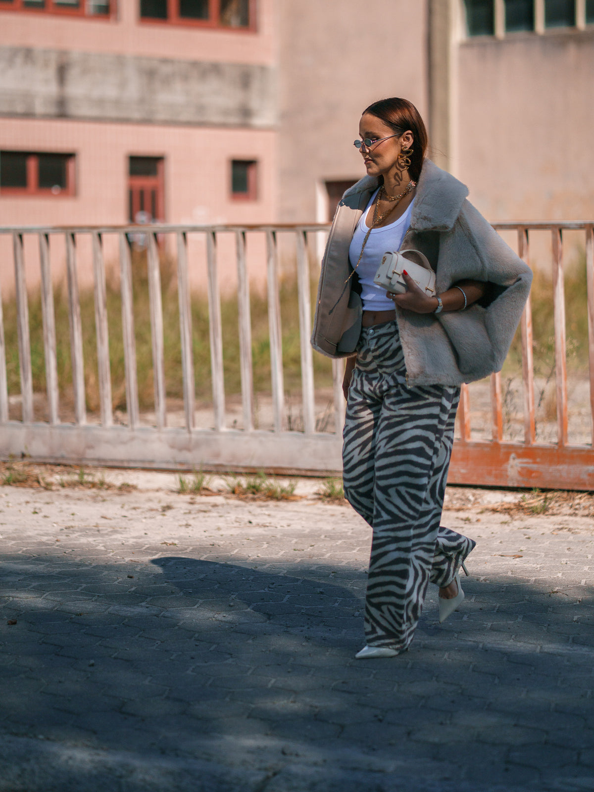 Calças Balloon Fit Zebra com Elastano