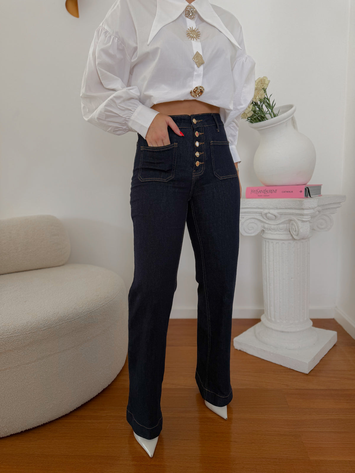 Jeans Sculpt de Cintura Subida com Cinta Compressora Incluída e Botões