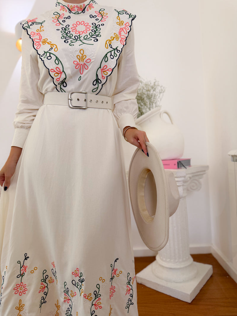 Vestido Alberca bordado
